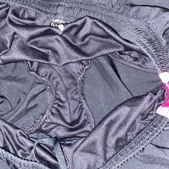 Riccardo Tisci x Nike Women's Pink Black Colorblock Dri-Fit Running Shorts Small - Picture 8 of 8